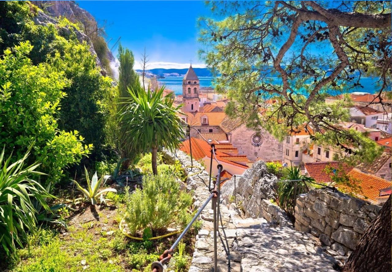 Villa Jolara With Heated Pool Мимице Екстериор снимка