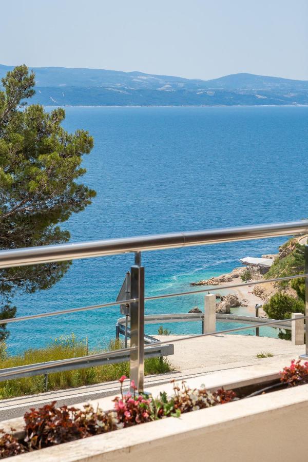 Villa Jolara With Heated Pool Мимице Екстериор снимка