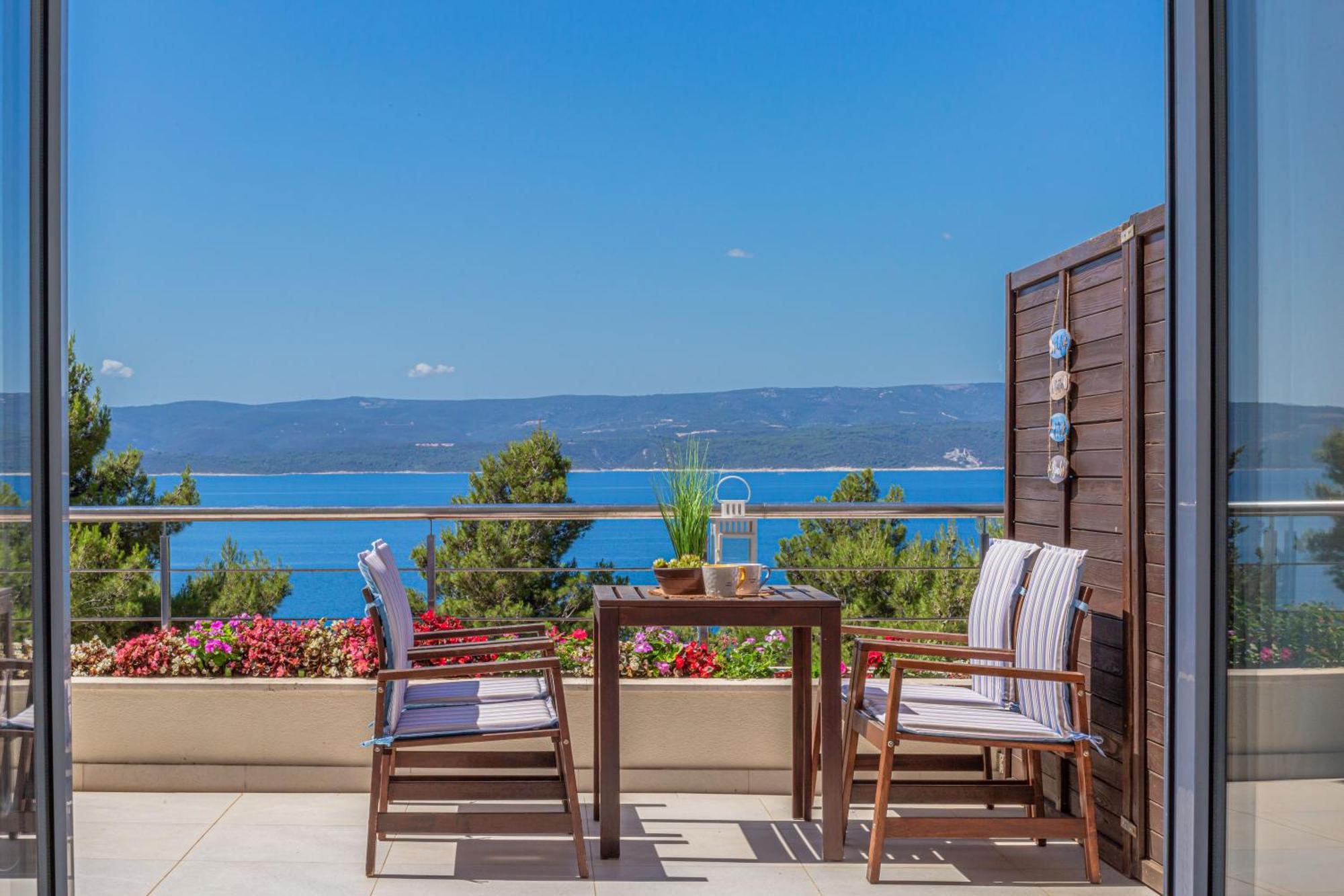 Villa Jolara With Heated Pool Мимице Екстериор снимка