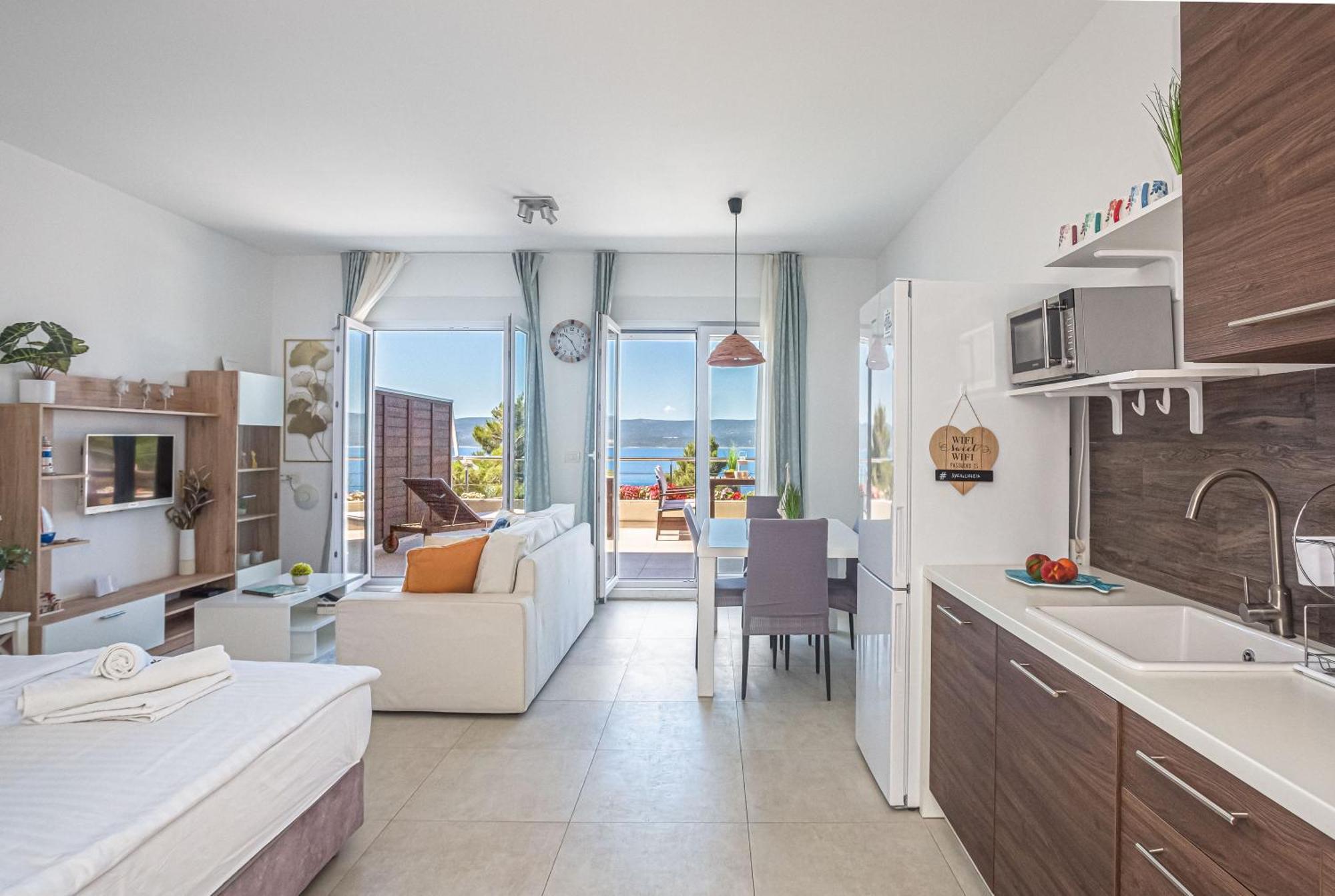 Villa Jolara With Heated Pool Мимице Екстериор снимка
